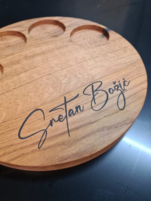 Drvena podloga za svijeće