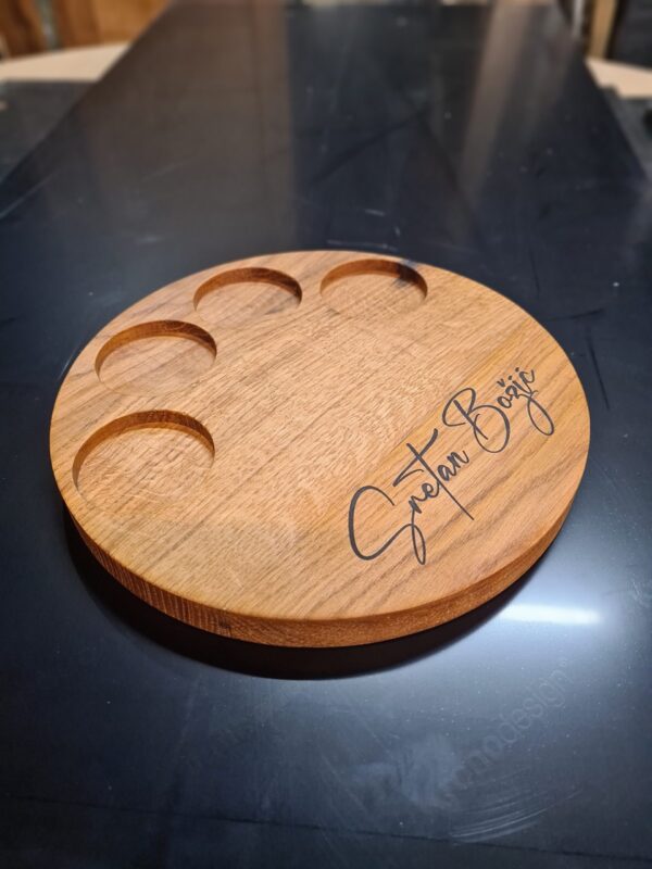 Drvena podloga za svijeće